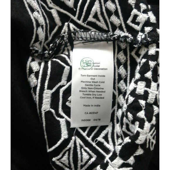 Talbots Embroidered Knit A-line Pencil Skirt Size XS Black White Aztec Southwest - Picture 4 of 5